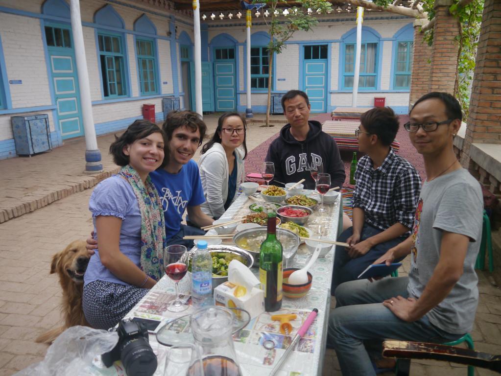 Dap Youth Hostel Turpan Экстерьер фото