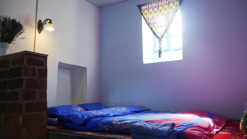 Dap Youth Hostel Turpan Экстерьер фото