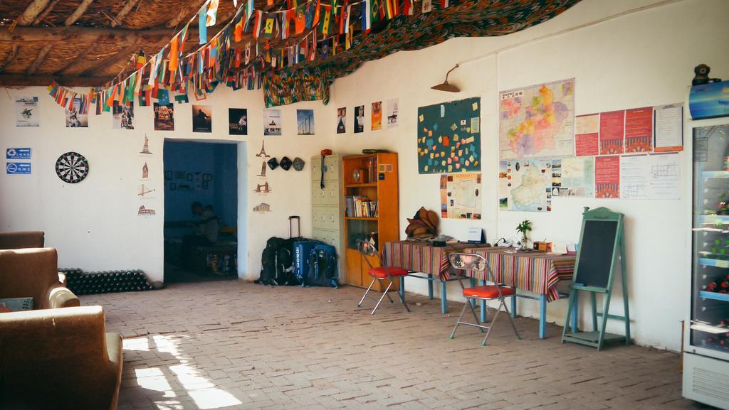 Dap Youth Hostel Turpan Экстерьер фото